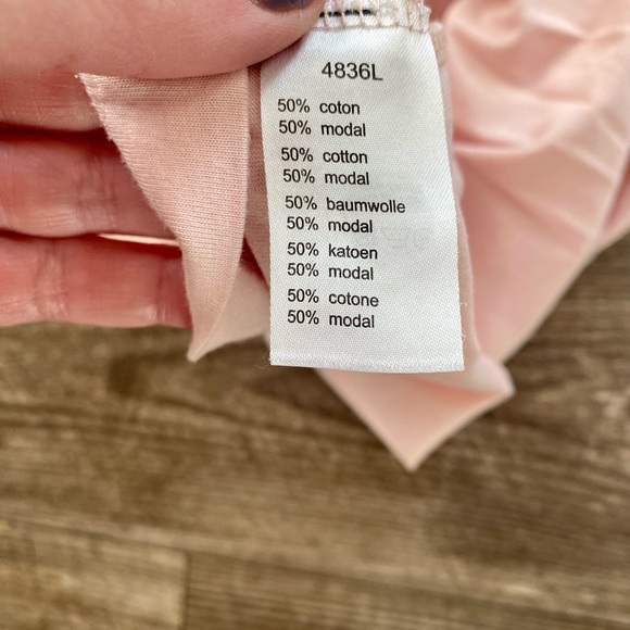 Rose pink Lacoste Large Long Sleeve great condition - Picture 5 of 5